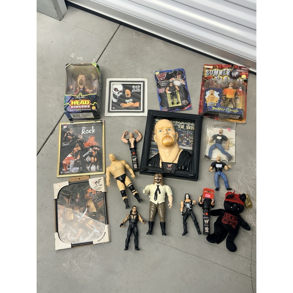 WWF Attitude Era Vintage Toy Lot Stone Cold Talking Plaque Mankind Kurrgan As Is